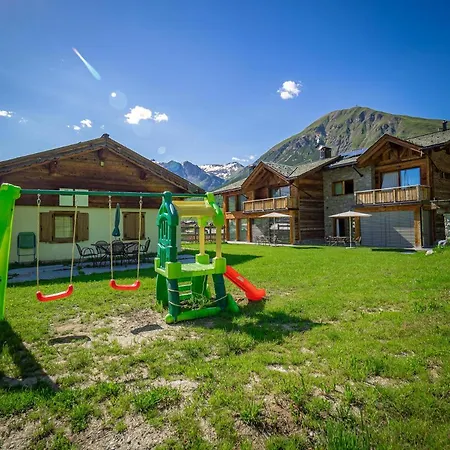 Chalet Deshana Myholidaylivigno * Livigno