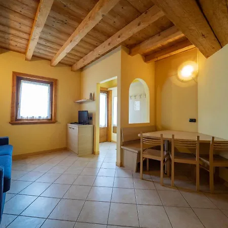 Chalet Deshana Myholidaylivigno * Livigno
