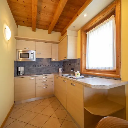 Chalet Deshana Myholidaylivigno * Livigno