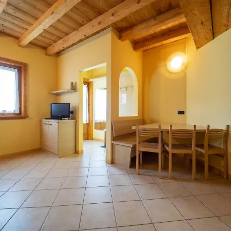 Chalet Deshana Myholidaylivigno * Livigno