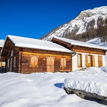 Chalet Deshana Myholidaylivigno * Livigno